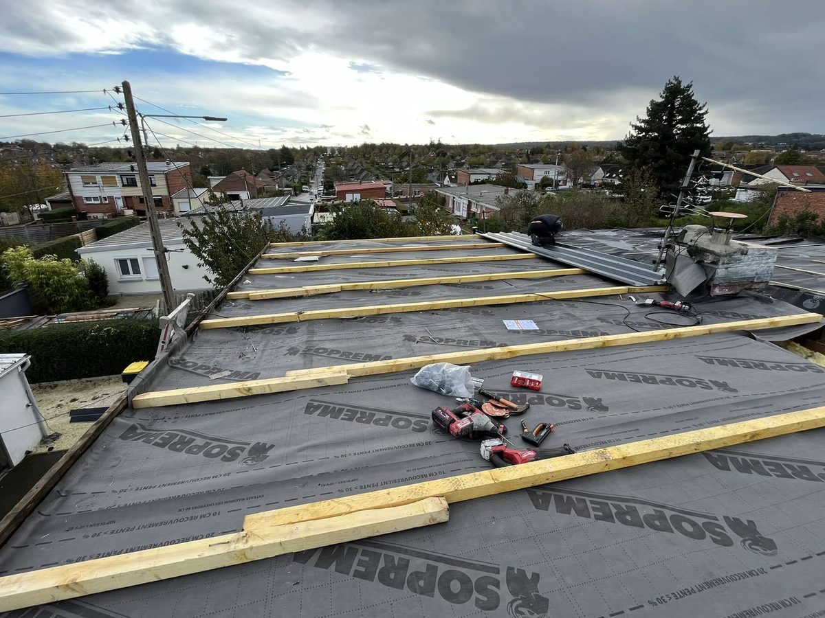 Vue d'un chantier de couverture H360 dans les Hauts-de-France